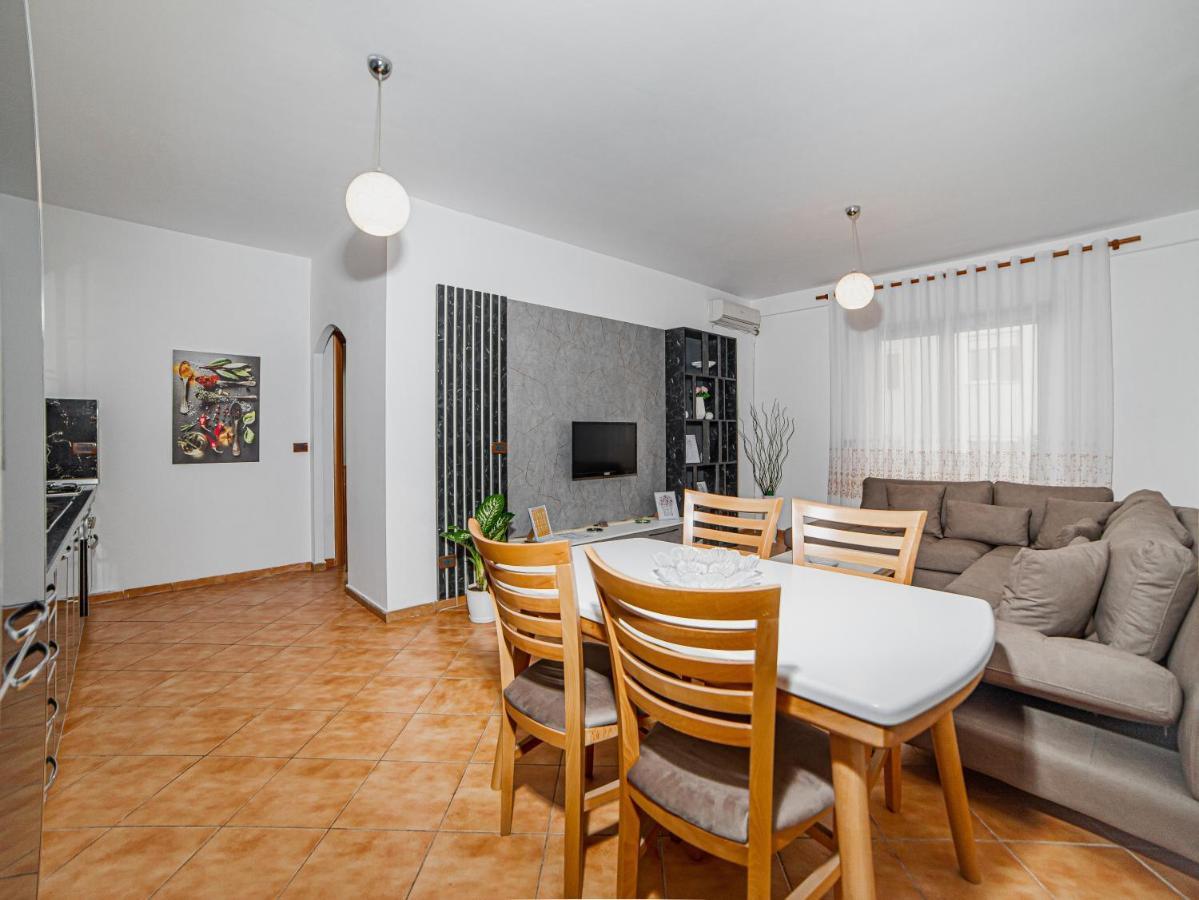 Ajla Apartment Durres Ngoại thất bức ảnh